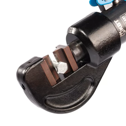 Пресс гидравлический ручной КВТ ПГР-70БР для опрессовки наконечников до 70 мм и резки болтов  до 12 мм (91807) купить в Тобольске