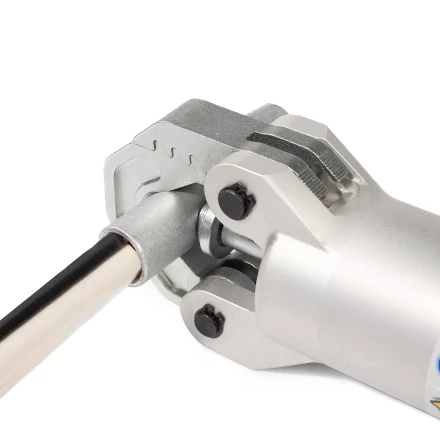 Пресс гидравлический ручной безматричный КВТ ПГРс-240 БМА из алюминиевого сплава с механизмом АСД для опрессовки наконечников до 240 мм2 (101937) купить в Тобольске