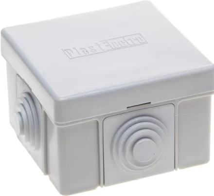 Коробка распределительная СВЕТОЗАР для наружного монтажа, макс. напряжение 400В, IP 54, 4 ввода, 65х65х40мм SV-54954 купить в Тобольске