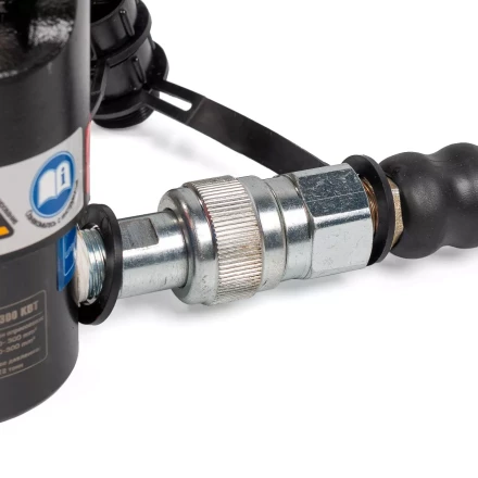 Пресс гидравлический помповый КВТ ПГ-300 для опрессовки наконечников до 300 мм (85528) купить в Тобольске