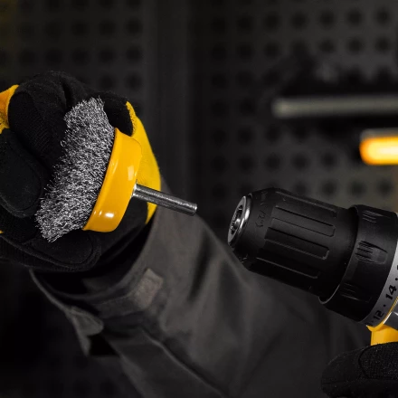 Щетка для дрели, 65 мм, Чашка, со шпилькой , нержавеющая витая проволока Denzel 744613 купить в Тобольске