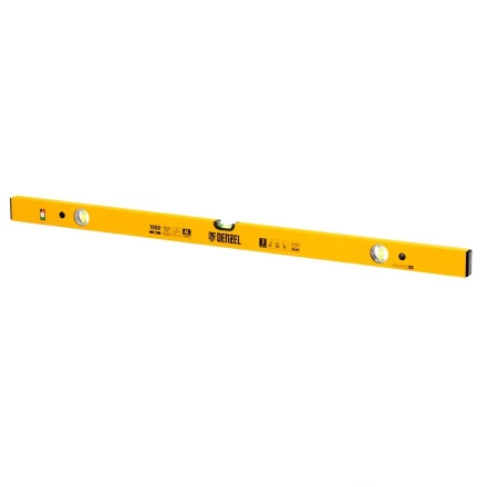 Уровень алюминиевый, 1000 мм, фрезерованный, 3 глазка Denzel 33683 купить в Тобольске