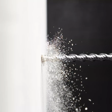 Бур по бетону Denzel, 20 x 600 мм , двойная спираль, три пылеотводящие кромки, 705050 купить в Тобольске