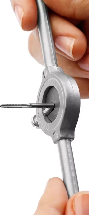 Набор метчиков и плашек малых размеров 31 предмет серия ПРОФЕССИОНАЛ купить в Тобольске