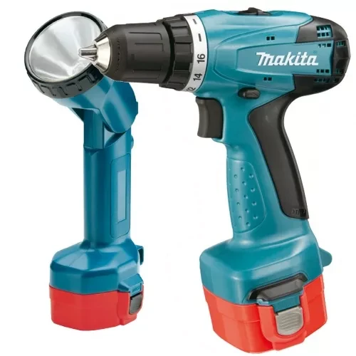 Аккумуляторная дрель-шуруповерт Makita 6271DWPLE +фонарь купить в Тобольске