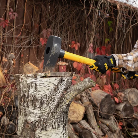 Колун-кувалда 4000 г Denzel 21852, кованая, фибергласовая  рукоятка c TPR покрытием, 880 мм купить в Тобольске