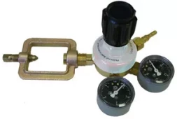 Газовый редуктор ацетиленовый БАО-5-5