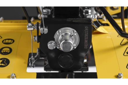 Мотоблок Champion BC7723/1 (7лс 2F/1R 85см 35см 3,6л 71кг, колеса 4/10&quot; ВОМ) купить в Тобольске