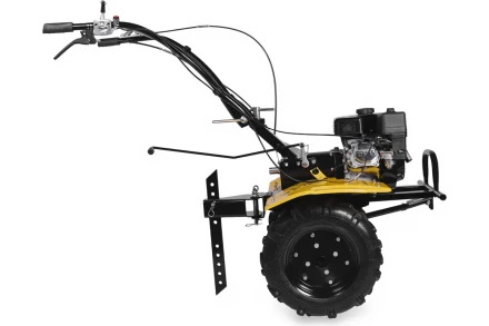 Мотоблок Champion BC7723/1 (7лс 2F/1R 85см 35см 3,6л 71кг, колеса 4/10&quot; ВОМ) купить в Тобольске