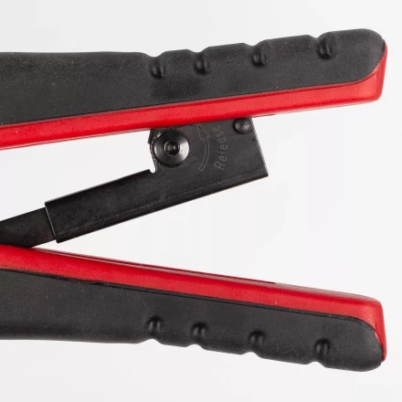 Кримпер многофункциональный КВТ JT-02 с 2 встроенными модулями для обжима RJ-45, RJ-12, RJ-11 (84626) купить в Тобольске