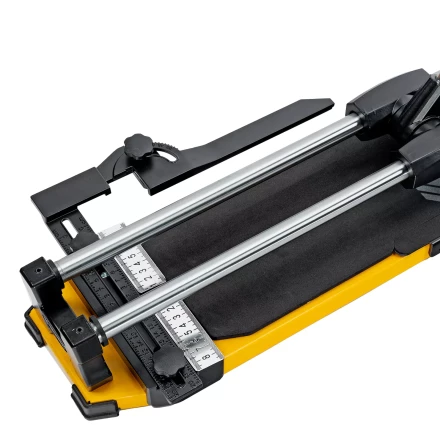 Плиткорез Denzel 600х14мм, цельнометал. напр., каретка на подш., стальная станина, рукоятка-пенал 877008 купить в Тобольске