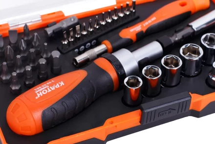 Набор отверток-держателей с битами и торцевыми головками Кратон Complect SSK-03, 41 пр. в кейсе 2 09 05 003 купить в Тобольске