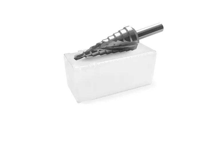 Ступенчатое сверло MESSER со спиральной канавкой. Диаметр 4-20 мм. Ступеней 9. купить в Тобольске