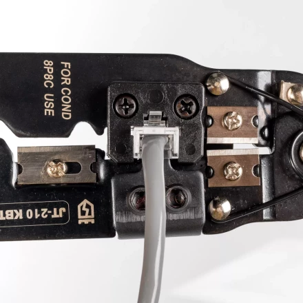 Кримпер многофункциональный КВТ JT-210 со встроенным модулем для обжима RJ-45 (84824) купить в Тобольске