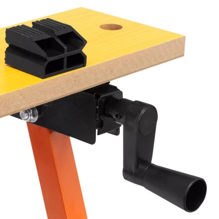 Верстак-тиски Sparta 257065, 605 х 635 х 750 мм, портативный купить в Тобольске