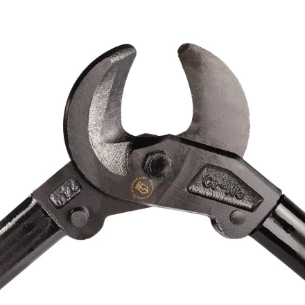 Ножницы для резки кабеля с ленточной броней КВТ НК-25  до 25 мм (101965) купить в Тобольске