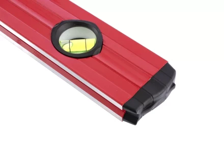 Уровень алюминиевый 1800 мм фрезерованный 3 глазка 2 эргономичные ручки MTX 332339 купить в Тобольске