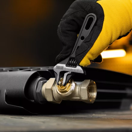 Ключ разводной 115 мм Denzel, CrV, кованый, укороченная рукоятка 15751 купить в Тобольске