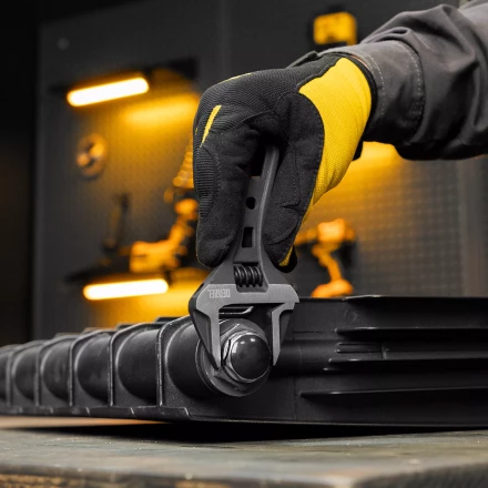 Ключ разводной Denzel 135 мм, CrV, кованый, укороченная рукоятка 15752 купить в Тобольске