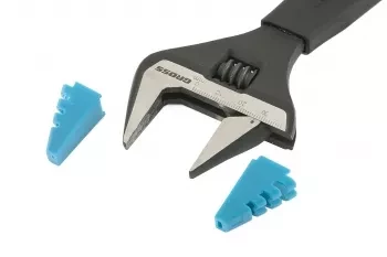 Ключ разводной, 150 мм,CrV, тонкие губки, защитные насадки   GROSS 15567 купить в Тобольске