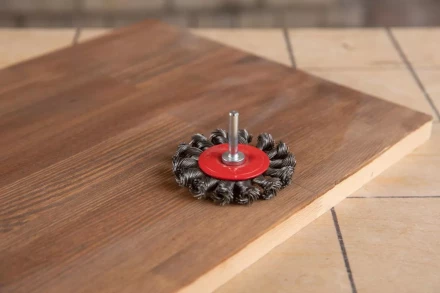 Кордщетка HAMMER плоская 75мм для дрели витая сталь (207-208) купить в Тобольске