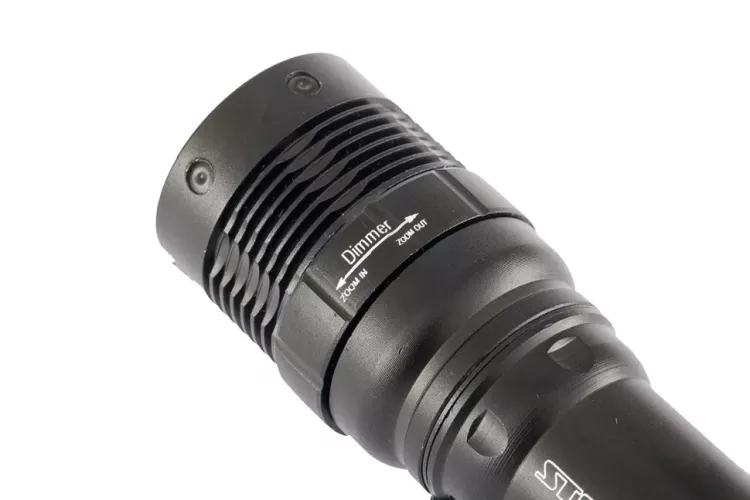 Фонарь 3 W CREE LED зум 3 режима 100% - 50% - стробоскоп клипса ремешок 160 Лм 200 м 3хААА Stern 90582 купить в Тобольске