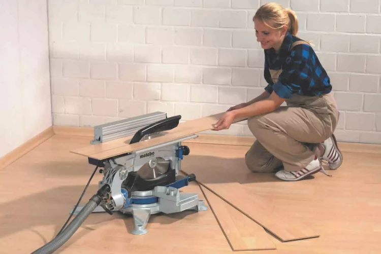 Пила торцовая Metabo KGТ 300 комби купить в Тобольске
