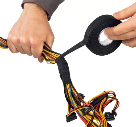 ЗУБР АВТО-ФЛИС, 19 мм х 15 м, черная, изолента на велюровой основе с ворсом, Профессионал (1239-2) купить в Тобольске