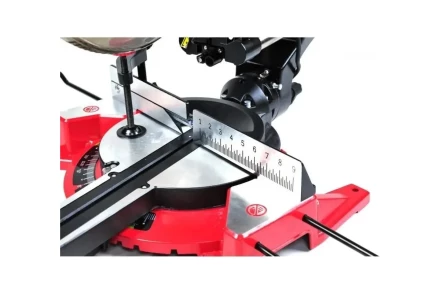 Пила торцовочная ELITECH ПТ 2030К (E2006.003.00) купить в Тобольске