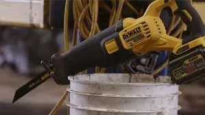 Пила сабельная DCS388N FLEXVOLT DeWalt аккумуляторная купить в Тобольске