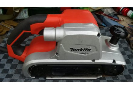 Ленточная шлифмашина Makita M9400  купить в Тобольске