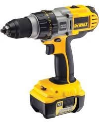 Аккумуляторная дрель DeWalt DСD 920 В2 в кейсе купить в Тобольске