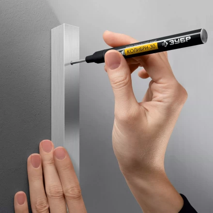 ЗУБР Колибри-30 черный, наконечник L 30 мм,  2.8 мм, перманентный маркер для отверстий (06338-2) купить в Тобольске