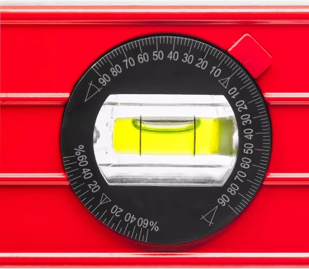 Уровень коробчатый усиленный MIRAX, фрезерованная поверхность, утолщенный профиль, 3 противоударных ампулы (1 поворотная на 360 град), с ручками, 80 см 34603-080 купить в Тобольске