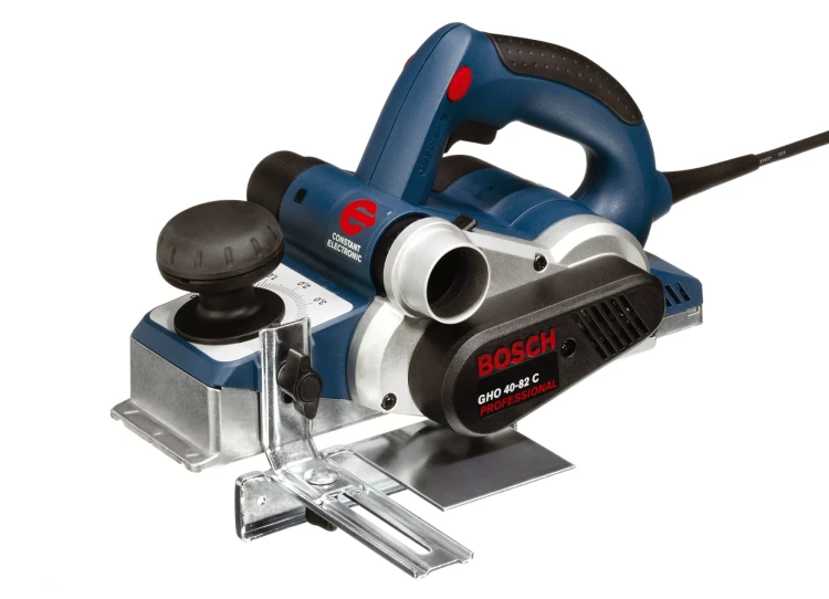 Рубанок электрический Bosch GHO 40-82 C купить в Тобольске