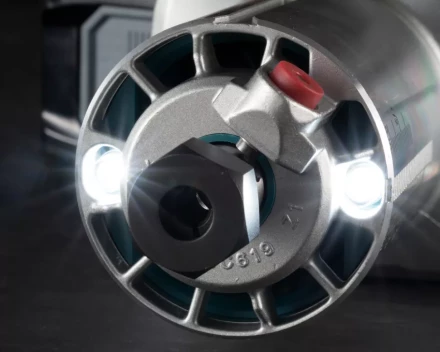 Аккумуляторный Фрезер Кромочный Makita RT001GZ19 (без АКБ и ЗУ) купить в Тобольске