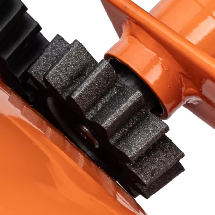 Бетоносмеситель Сибртех БСН-180П 95518, мощность 700 Вт, полиамидный венец купить в Тобольске