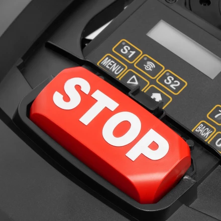 Робот-газонокосилка Grass Master 1000, ультразвуковой датчик, 3 Ач, LCD дисплей, Wi-Fi // Denzel купить в Тобольске