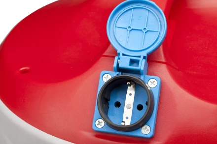 Пылесос ЗУБР сухая и влажная уборка, нержавеющая сталь, усиленное основание, розетка до 2000Вт, 30л, 1400Вт ЗППУ-1400-30 купить в Тобольске