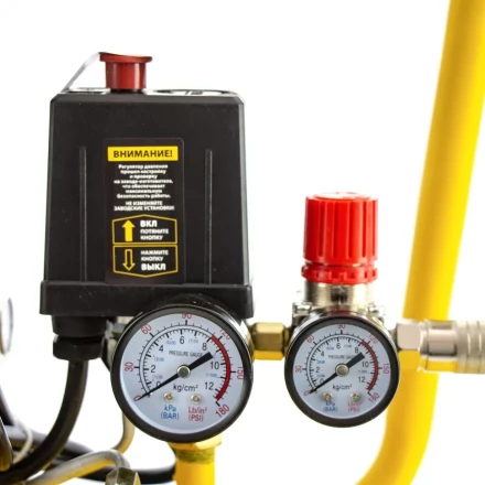 Компрессор воздушный, прямой привод DC1500/50, 1.5 кВт, 50 литров, 220 л/мин Denzel 58161 купить в Тобольске