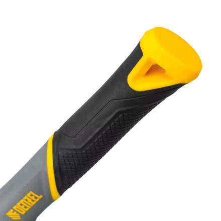 Кувалда с клиновидным бойком 1,35 кг Denzel 11015, фибергласовая рукоятка c TPR купить в Тобольске