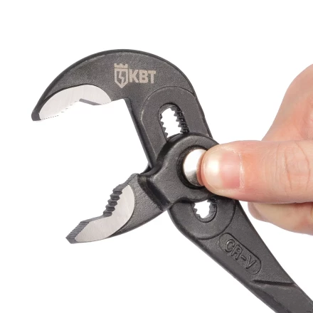 Клещи переставные КВТ с кнопочной самофиксацией 180 мм (85282) купить в Тобольске