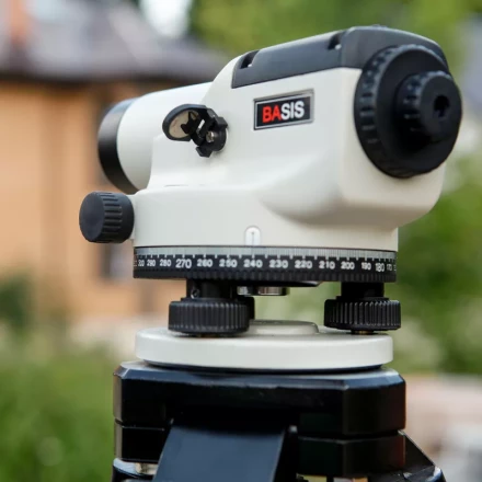 Нивелир оптический ADA Basis с поверкой  нитяной отвес мелкий инструмент  кейс  ADA купить в Тобольске