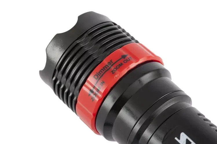 Фонарь бытовой пластик 1W LED ремешок зум 3 режима 100% - 50% - стробоскоп 3хААА Stern 90570 купить в Тобольске