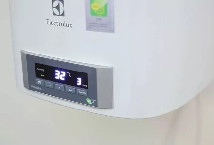 Водонагреватель ELECTROLUX EWH 100 Formax DL купить в Тобольске