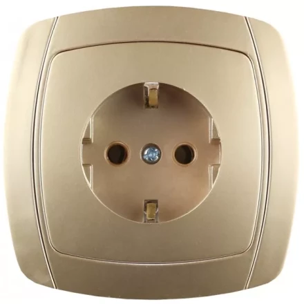 Розетка СВЕТОЗАР &quot;АКЦЕНТ&quot; одинарная в сборе, с заземлением, цвет золотой металлик, 16А/~250В SV-54205-GM купить в Тобольске