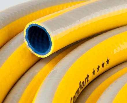 Шланг RACO &quot;COMFORT&quot; поливочный, 30атм., армированный, 3-х слойный, 1/2&quot;х20м 40303-1/2-20 купить в Тобольске