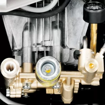 Минимойка-мойка высокого давления KARCHER HD 7/18-4 M  ПРОФЕССИОНАЛЬНАЯ купить в Тобольске