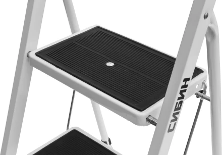 Лестница-стремянка СИБИН стальная c широкими ступенями, 3 ступени 38807-03 купить в Тобольске