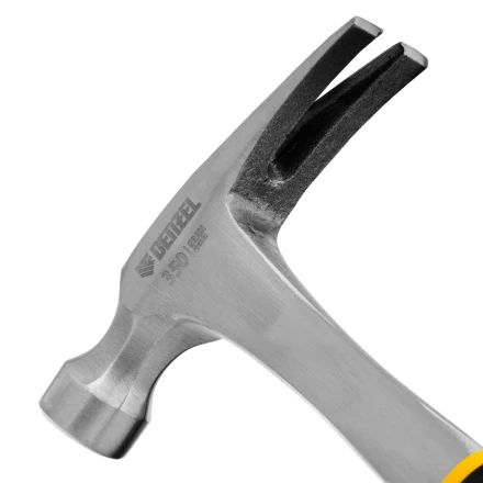 Молоток-гвоздодер 350 г Denzel, цельнометаллический, двухкомпонентная рукоятка 10422 купить в Тобольске